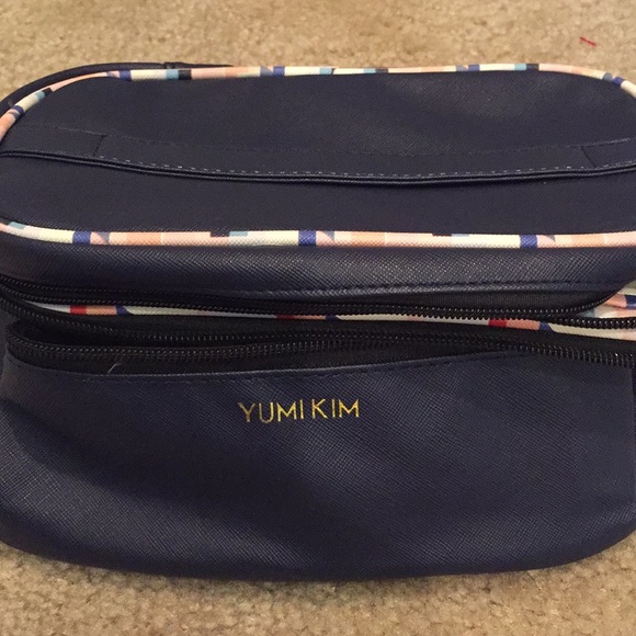 Yumi Kim Makeup Train Case - Picture 2 of 8